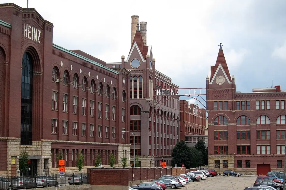 A photo of the former Heinz factory in Pennsylvania, renovated as condominiums and apartments.